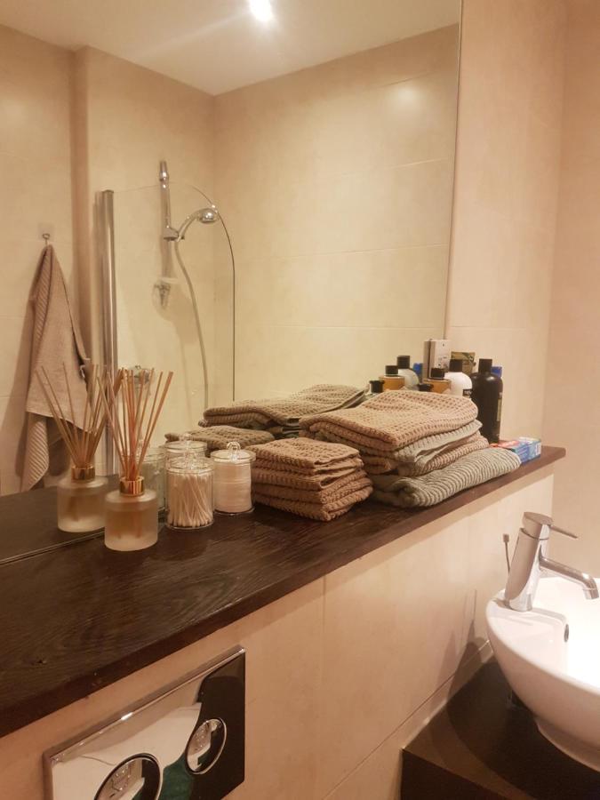 London City View Apartment, Short Walk To Tower Bridge, Free Parking Exteriör bild
